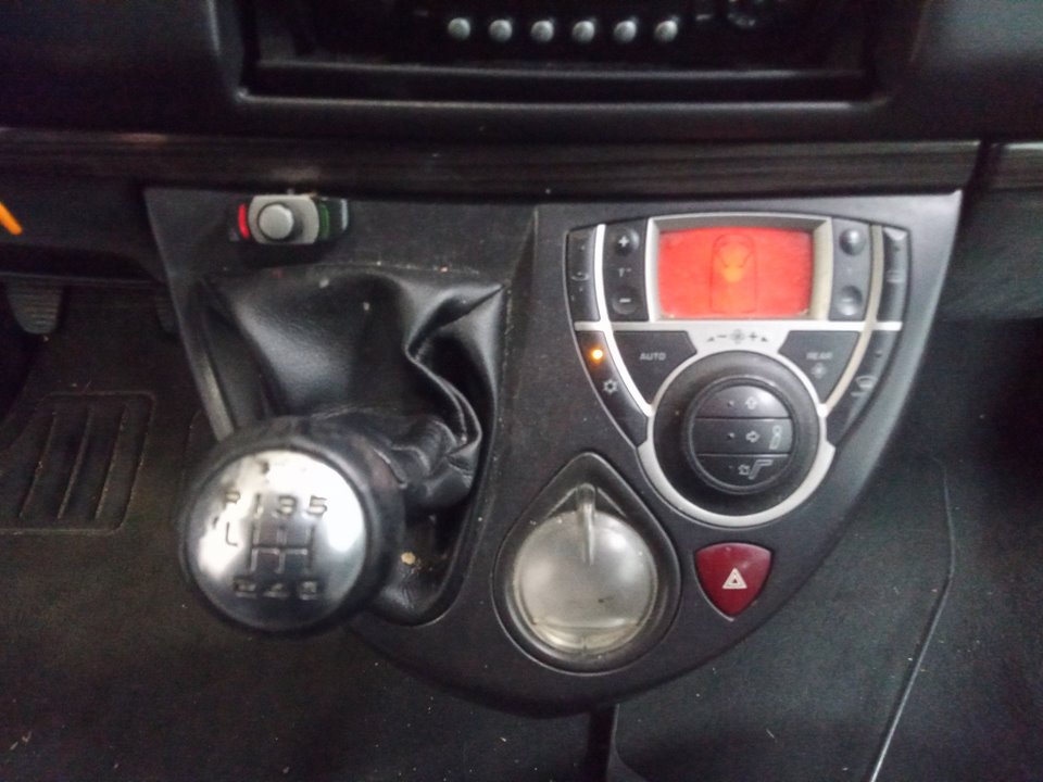 CITROEN C8 HDi 120 Premier Motor 2,0 Ltr. - 88 kW HDi CAT (RHK / DW10UTED4)