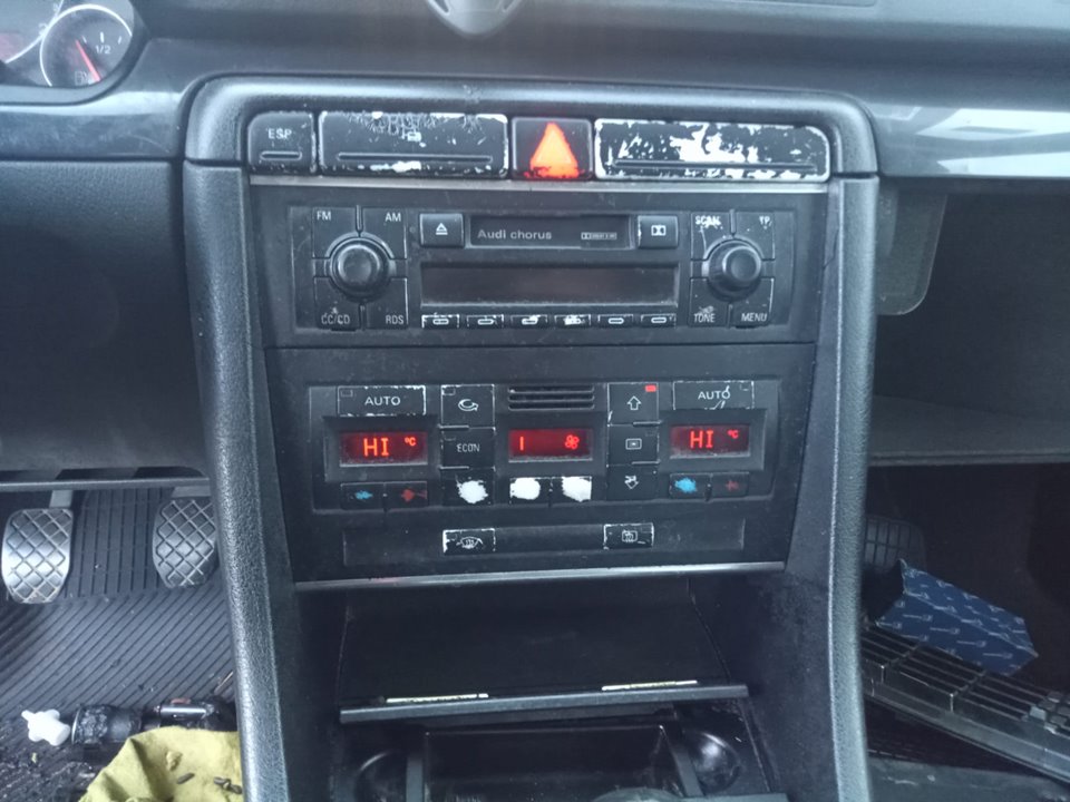 AUDI A4 BERLINA (8E) 1.9 TDI (96kW) Motor 1,9 Ltr. - 96 kW TDI
