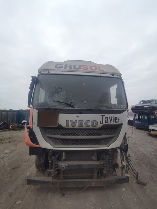 ALETA DELANTERA DERECHA IVECO STRALIS (AS) FSA T / P  4X2 Gran espacio