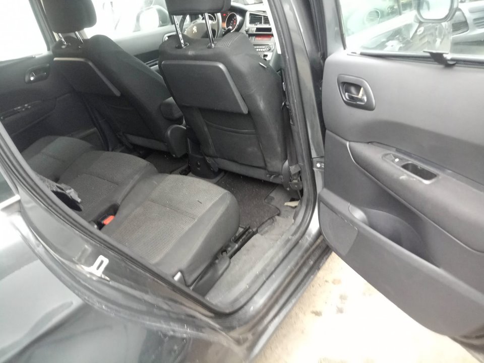 PEUGEOT 5008 Premium Motor 2,0 Ltr. - 110 kW 16V HDi FAP CAT (RHE / DW10CTED4)