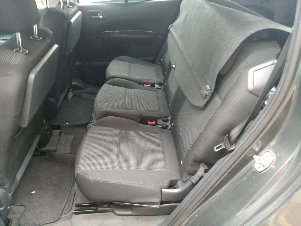 PEUGEOT 5008 Premium Motor 2,0 Ltr. - 110 kW 16V HDi FAP CAT (RHE / DW10CTED4)
