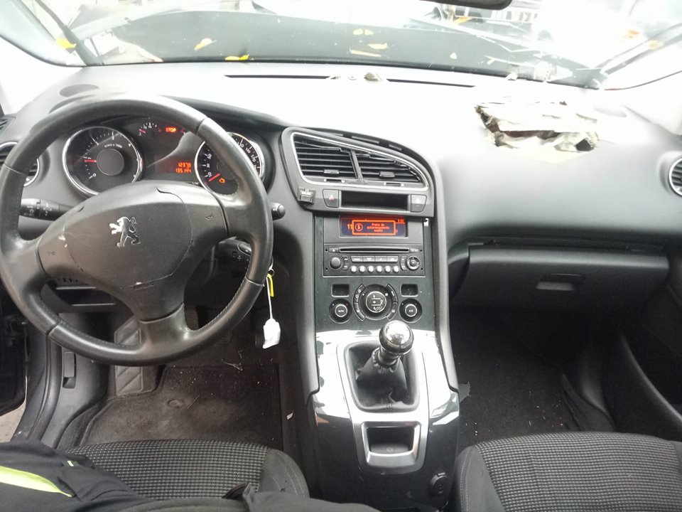PEUGEOT 5008 Premium Motor 2,0 Ltr. - 110 kW 16V HDi FAP CAT (RHE / DW10CTED4)
