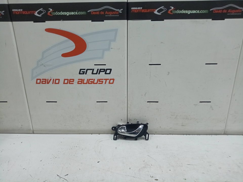 MANETA INTERIOR DELANTERA IZQUIERDA