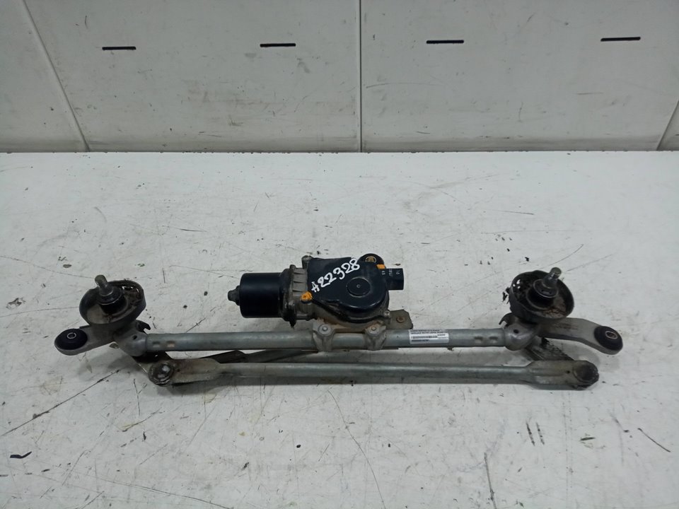 VARILLAJE MOTOR LIMPIA DELANTERO NISSAN QASHQAI (J11) Acenta   |   12.13 - 12.18