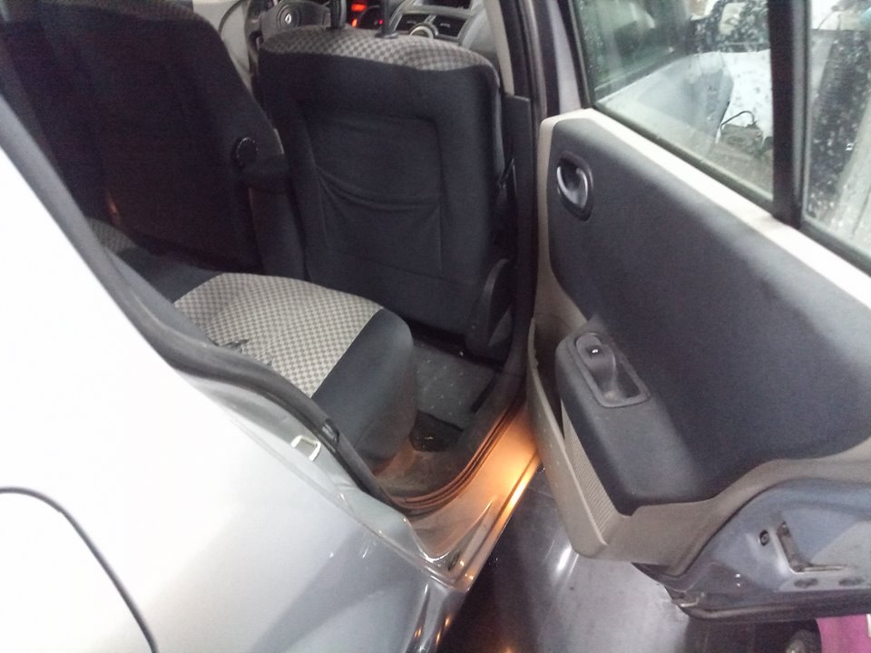 RENAULT MEGANE II BERLINA 5P Authentique Motor 1,5 Ltr. - 74 kW dCi Diesel
