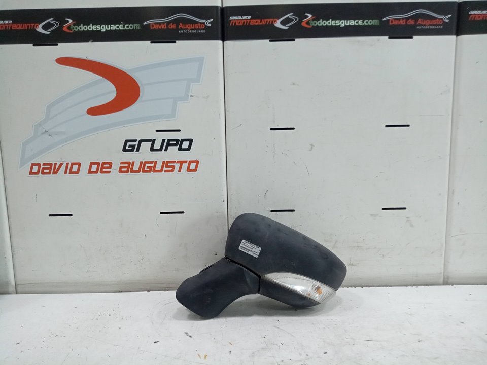 RETROVISOR IZQUIERDO