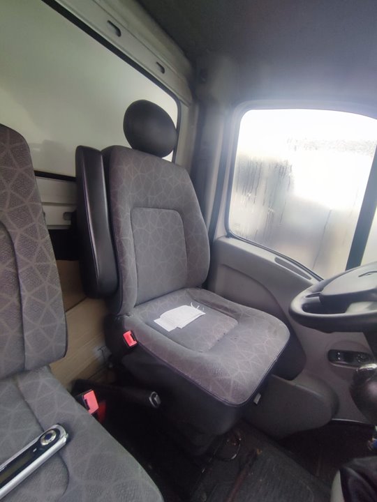 RENAULT MASCOTT Fg 150. 35/55/65 Cabina individual Motor 3,0 Ltr. - 110 kW Diesel