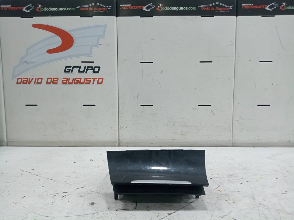 CAJON PORTAOBJETOS VOLKSWAGEN GOLF VII LIM. (BQ1) Advance