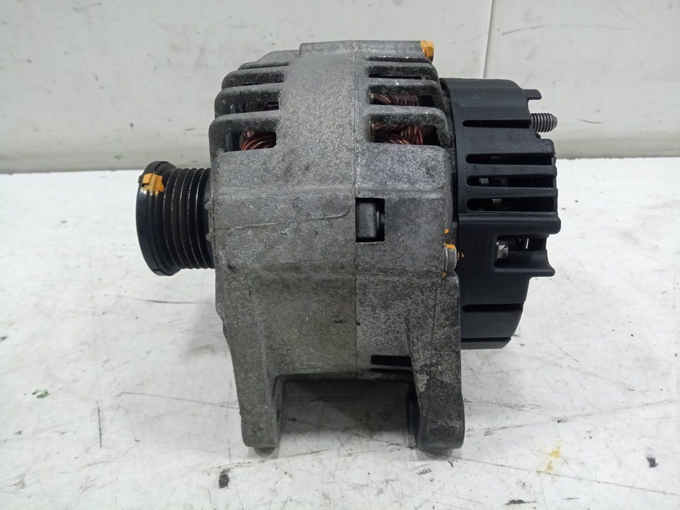 ALTERNADOR foto 2