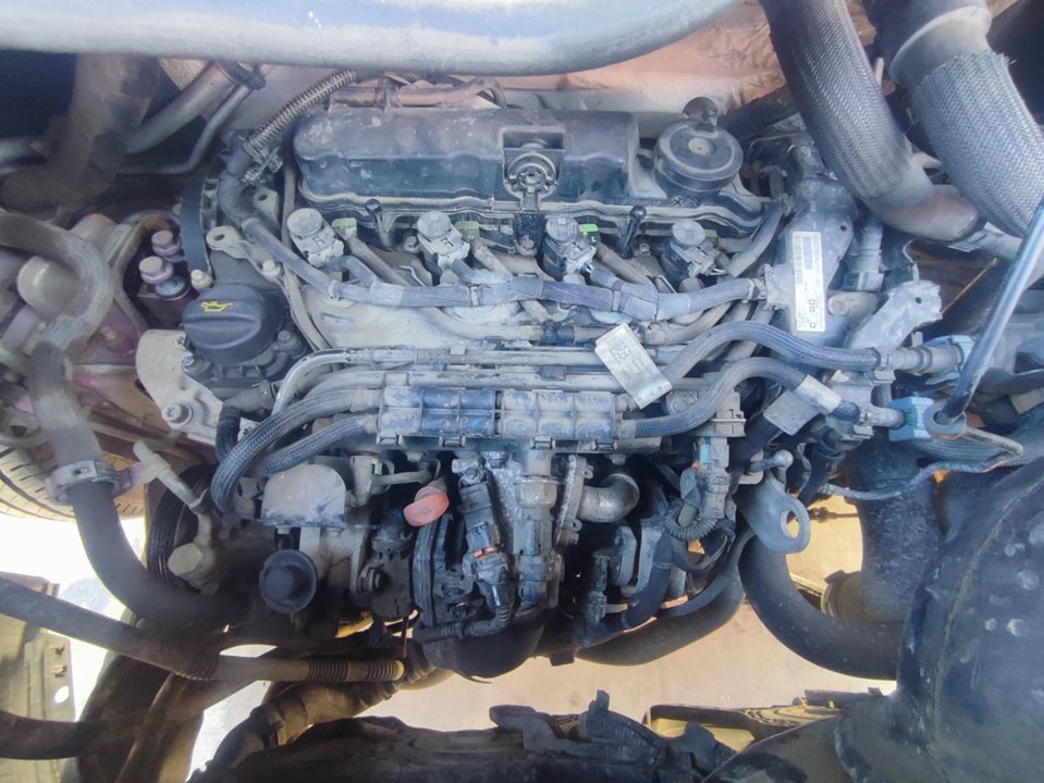 PEUGEOT BOXER CAJA CERRADA 335 L3 BlueHDi 130 Cargo Edition mit Ladebordwand Motor 2,0 Ltr. - 96 kW Blue-HDI FAP CAT