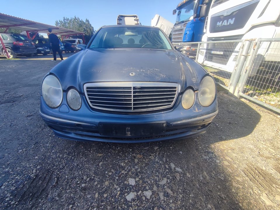 REJILLA DELANTERA MERCEDES-BENZ CLASE E (W211) BERLINA E 320 CDI (211.022)