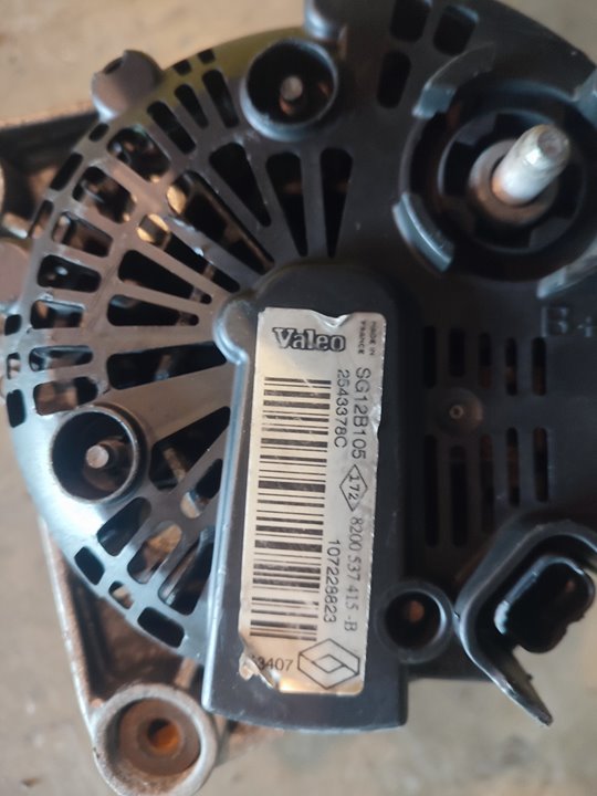 ALTERNADOR foto 2
