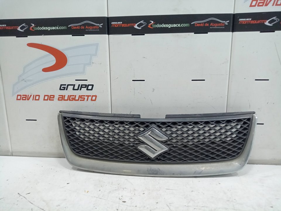 REJILLA DELANTERA