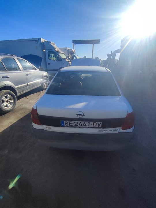 PUENTE TRASERO OPEL ASTRA F BERLINA Básico
