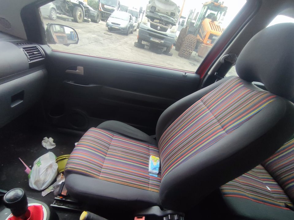 VOLKSWAGEN FOX (5Z1) Básico Motor 1,2 Ltr. - 40 kW