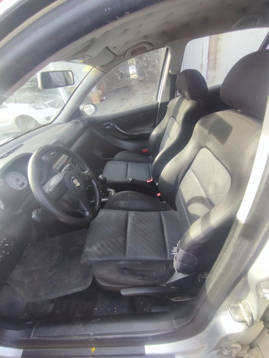 SEAT LEON (1M1) Signo Motor 1,8 Ltr. - 132 kW 20V Turbo