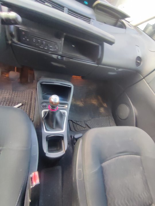 RENAULT ESPACE IV (JK0) Argos Motor 2,0 Ltr. - 96 kW dCi Diesel CAT