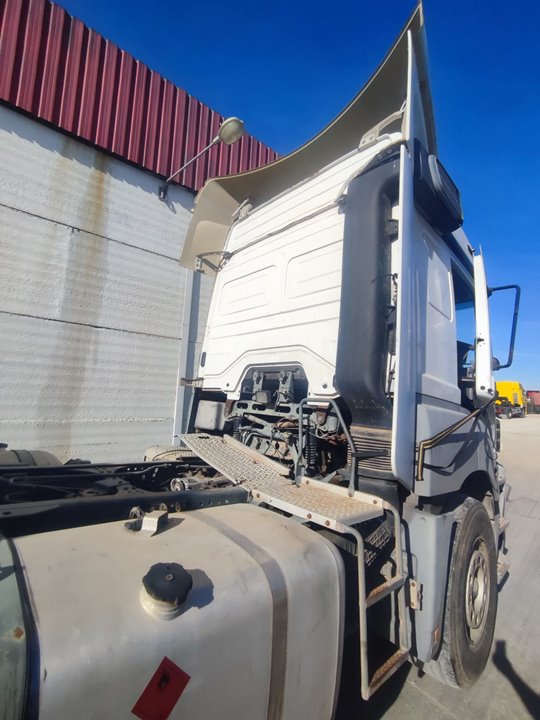 MERCEDES-BENZ AXOR 2 C 4-ACHSER 32T BM 942 (09.04->) 3243  8x4/4   OM 457 LA L (Largo) Motor 12,0 Ltr. - 315 kW R6 Diesel (OM 457 LA)