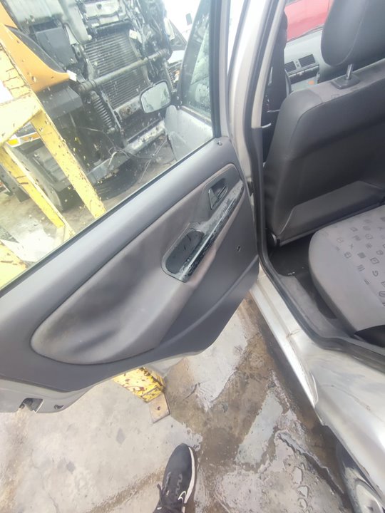 SEAT IBIZA (6K1) Select Motor 1,4 Ltr. - 44 kW
