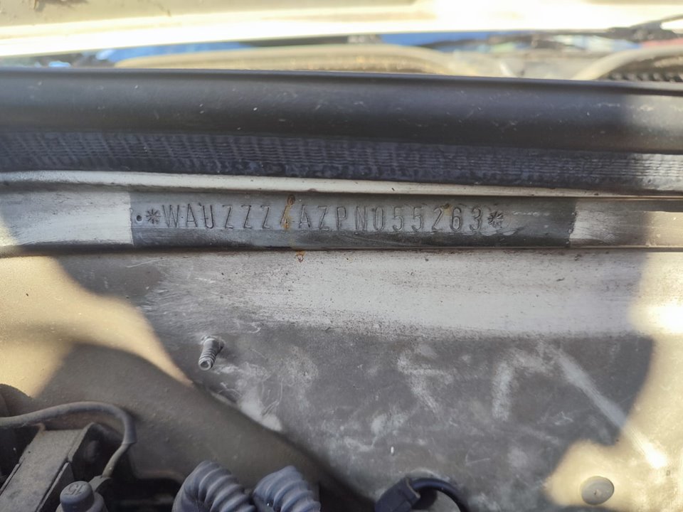 AUDI 100 BERLINA (C4) Básico Motor 2,3 Ltr. - 98 kW