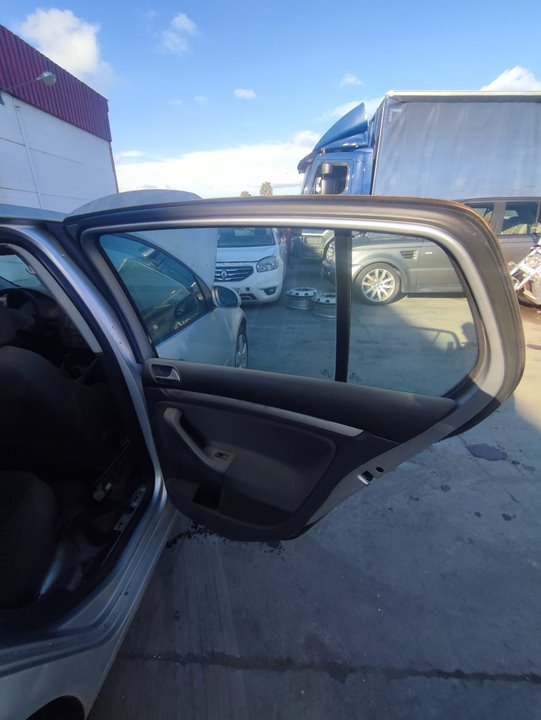 VOLKSWAGEN GOLF V BERLINA (1K1) Highline 4Motion Motor 1,9 Ltr. - 77 kW TDI