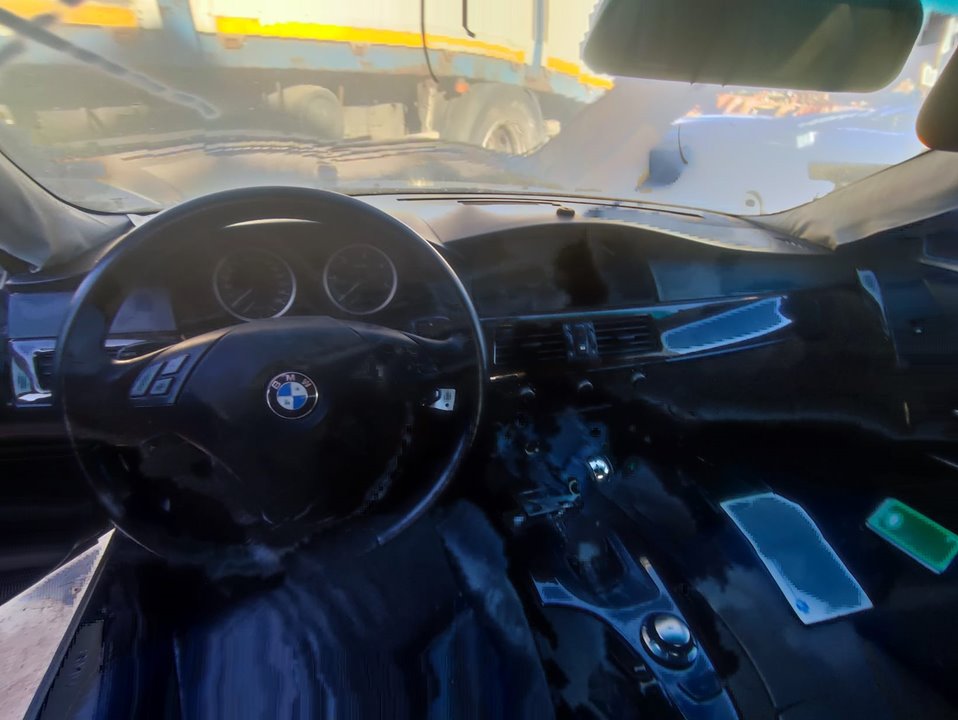 BMW SERIE 5 BERLINA (E60) 530d Motor 3,0 Ltr. - 160 kW Turbodiesel CAT