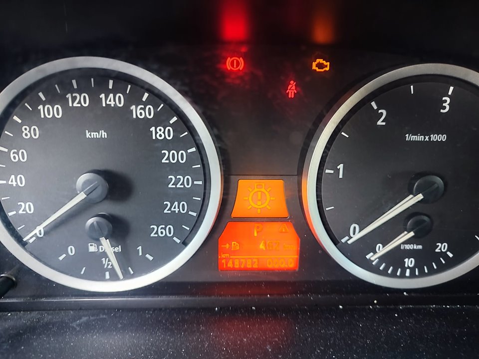 BMW SERIE 5 BERLINA (E60) 530d Motor 3,0 Ltr. - 160 kW Turbodiesel CAT