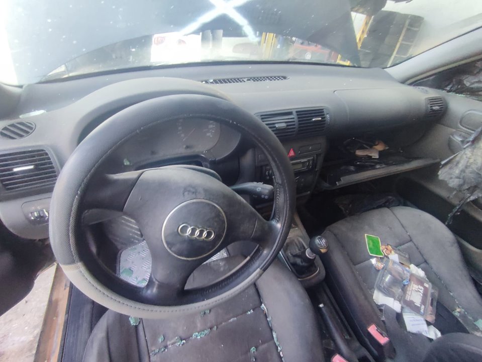 AUDI A3 (8L) 1.9 TDI Ambiente Motor 1,9 Ltr. - 74 kW TDI