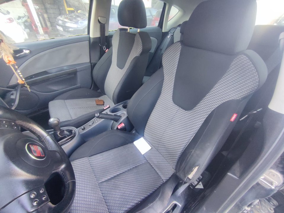 SEAT LEON (1P1) Sport Motor 1,6 Ltr. - 75 kW