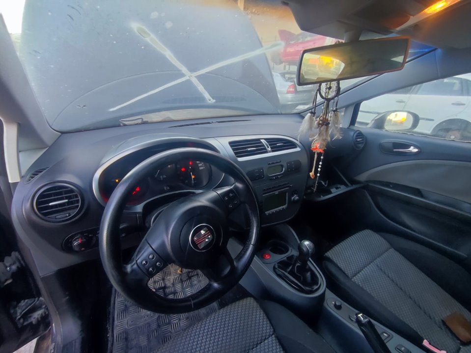 SEAT LEON (1P1) Sport Motor 1,6 Ltr. - 75 kW
