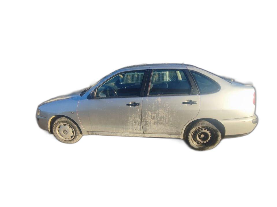 SEAT CORDOBA BERLINA (6K2) Signo Motor 1,4 Ltr. - 55 kW 16V