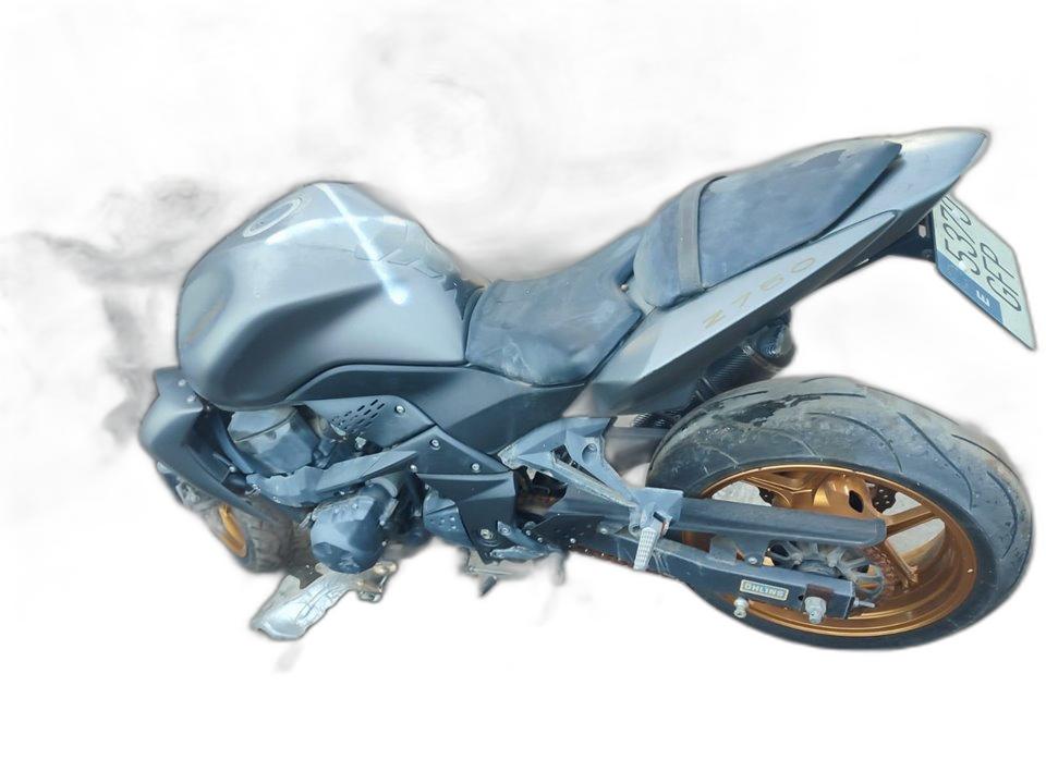KAWASAKI Z 750 / Z 1000 * Motor 748 cm3 - 81 kW CAT-U