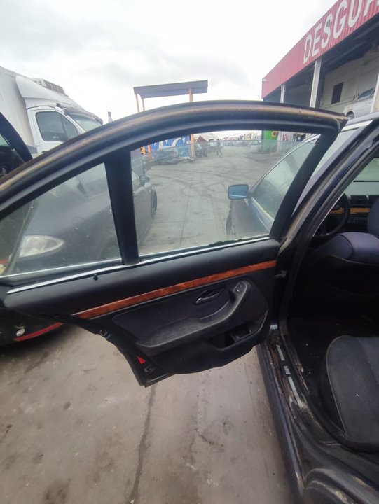 BMW SERIE 5 BERLINA (E39) *