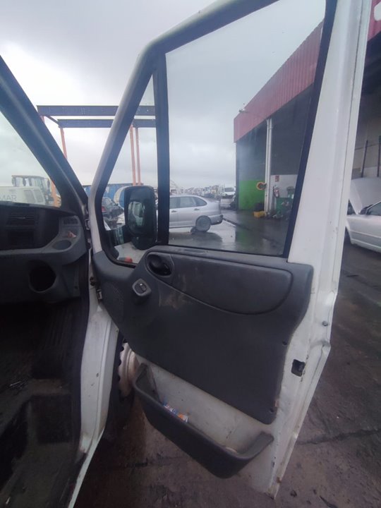 FORD TRANSIT CAJA ABIERTA '06 FT 330 K   Cabina simple, corta Motor 2,4 Ltr. - 103 kW TDCi CAT