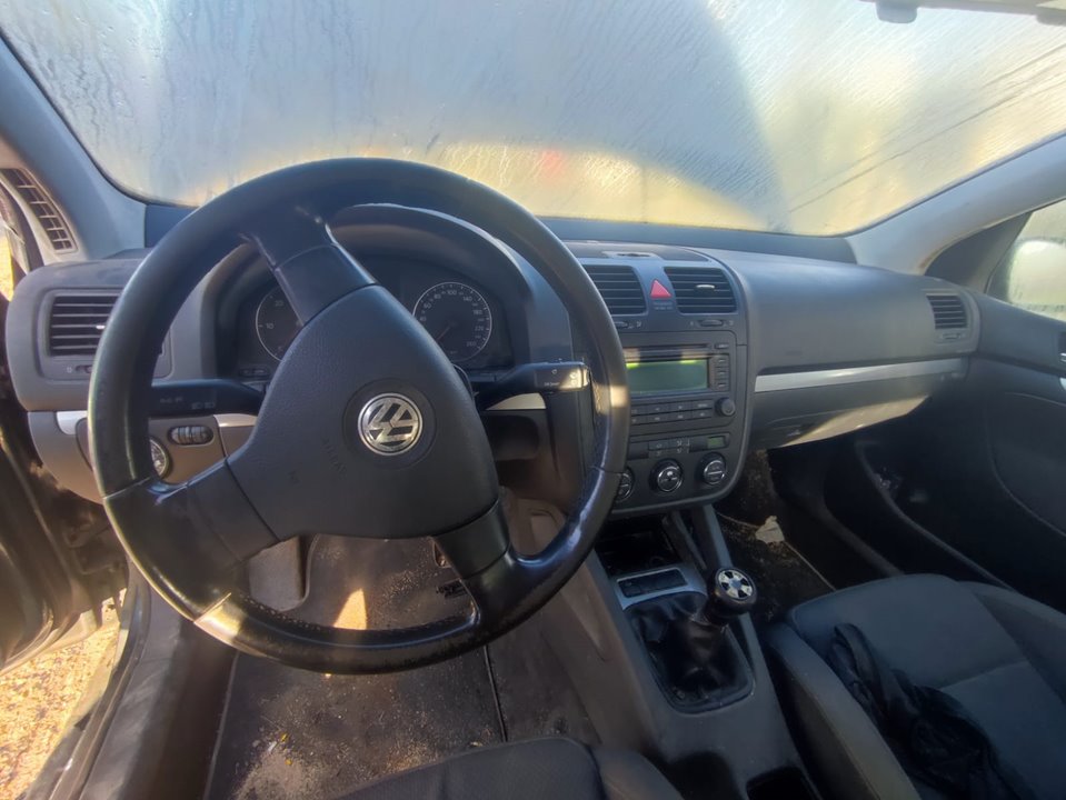 VOLKSWAGEN GOLF V BERLINA (1K1) Conceptline (E) Motor 1,9 Ltr. - 77 kW TDI