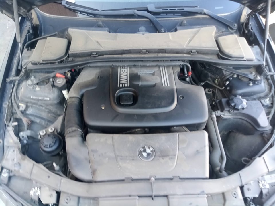 BMW SERIE 3 BERLINA (E90) 320d Motor 2,0 Ltr. - 120 kW 16V Diesel