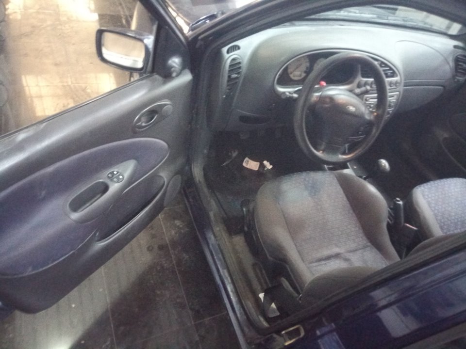 FORD FIESTA (CBK) Ambiente Motor 1,3 Ltr. - 44 kW CAT