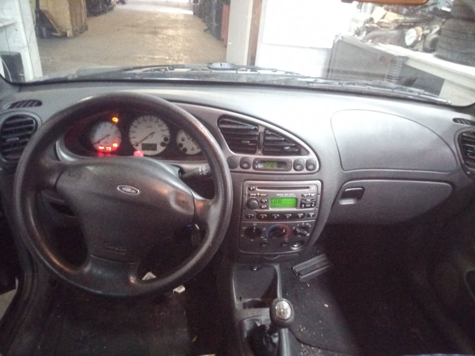 FORD FIESTA (CBK) Ambiente Motor 1,3 Ltr. - 44 kW CAT