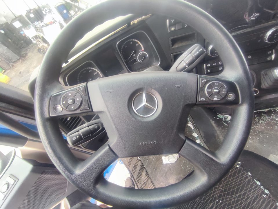 MERCEDES-BENZ ACTROS BM 963.XXX 2-ACHSER 18XX 4x2 SZM L BigSpace Motor 10,7 Ltr. - 315 kW R6 Diesel (OM 470)