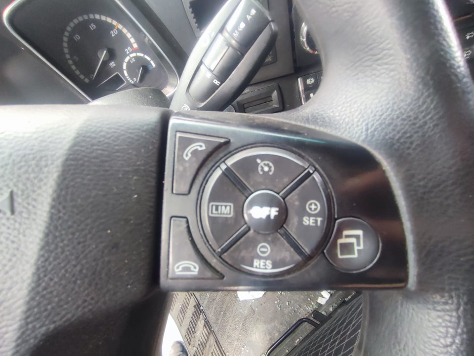 MERCEDES-BENZ ACTROS BM 963.XXX 2-ACHSER 18XX 4x2 SZM L BigSpace Motor 10,7 Ltr. - 315 kW R6 Diesel (OM 470)