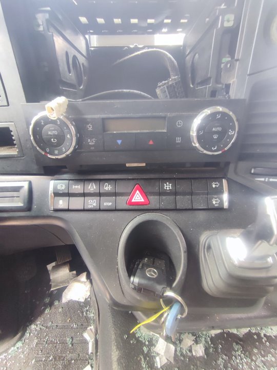 MERCEDES-BENZ ACTROS BM 963.XXX 2-ACHSER 18XX 4x2 SZM L BigSpace Motor 10,7 Ltr. - 315 kW R6 Diesel (OM 470)