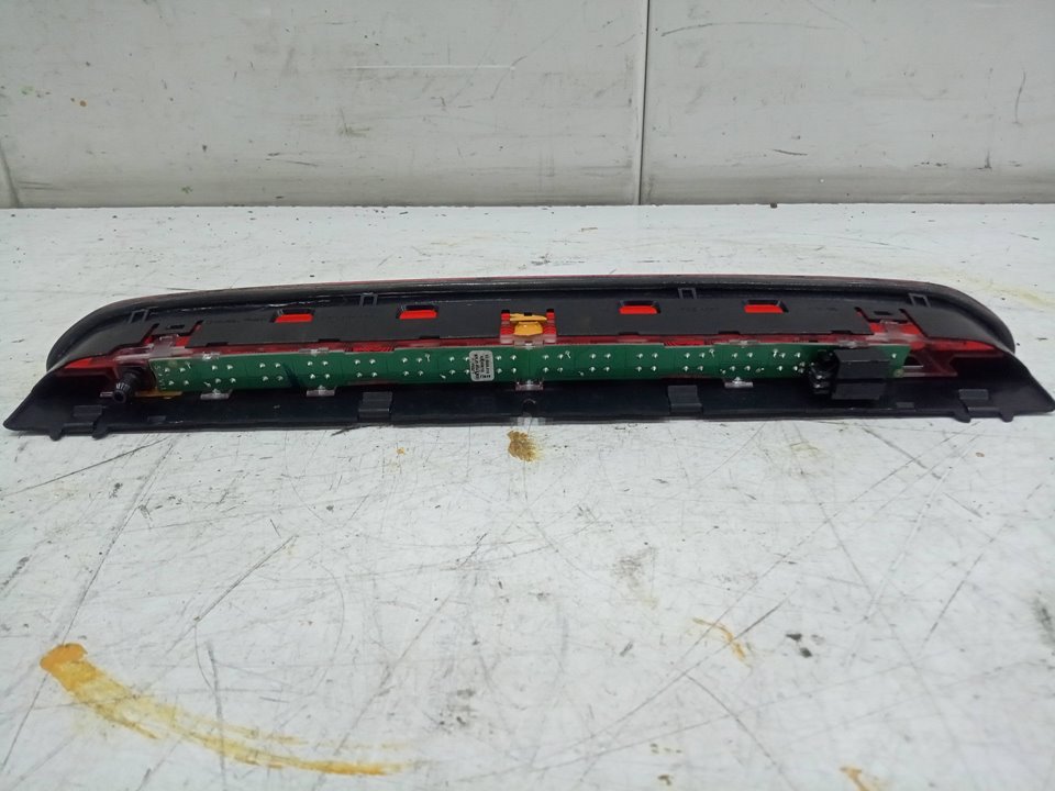 LUZ CENTRAL DE FRENO VOLKSWAGEN GOLF VII LIM. (BQ1) Advance