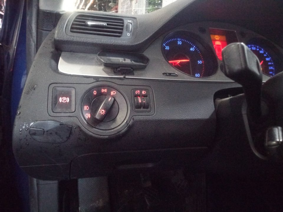 VOLKSWAGEN PASSAT BERLINA (3C2) Advance Motor 2,0 Ltr. - 103 kW TDI