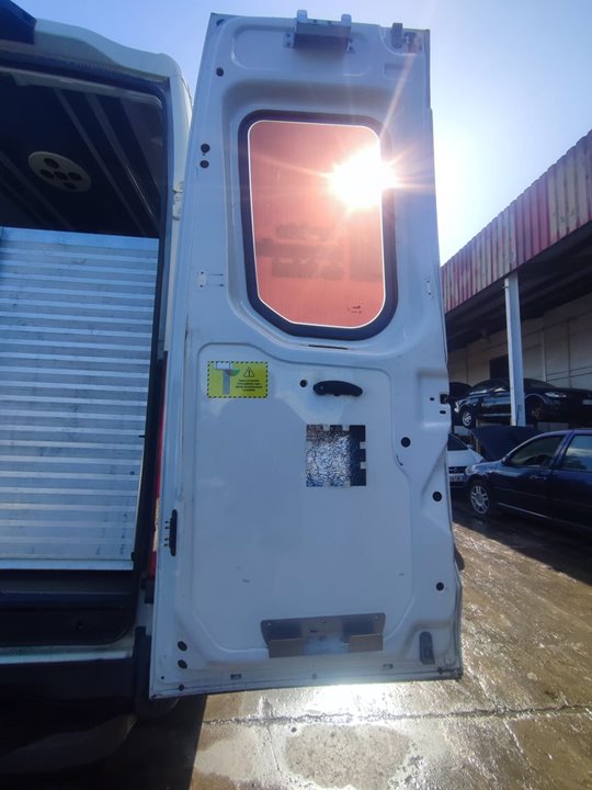 IVECO DAILY CONF. PAQUETERÍA (SOMMER) Cabina simple 35 S... batalla 3750 Motor 2,3 Ltr. - 78 kW Diesel CAT foto 3