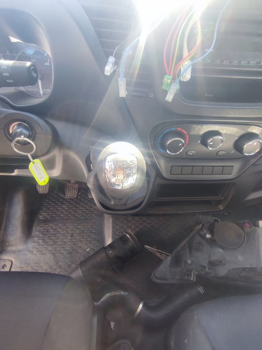 IVECO DAILY CONF. PAQUETERÍA (SOMMER) Cabina simple 35 S... batalla 3750 Motor 2,3 Ltr. - 78 kW Diesel CAT
