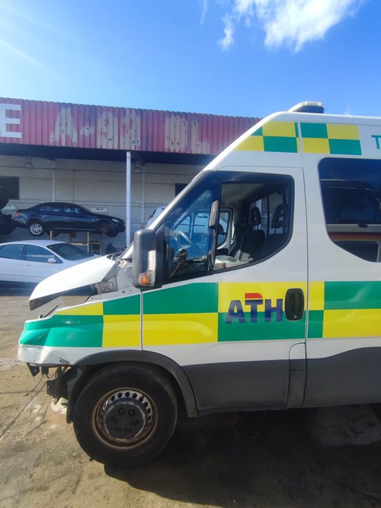 IVECO DAILY CONF. PAQUETERÍA (SOMMER) Cabina simple 35 S... batalla 3750 Motor 2,3 Ltr. - 78 kW Diesel CAT