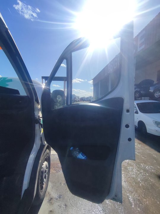 IVECO DAILY CONF. PAQUETERÍA (SOMMER) Cabina simple 35 S... batalla 3750 Motor 2,3 Ltr. - 78 kW Diesel CAT
