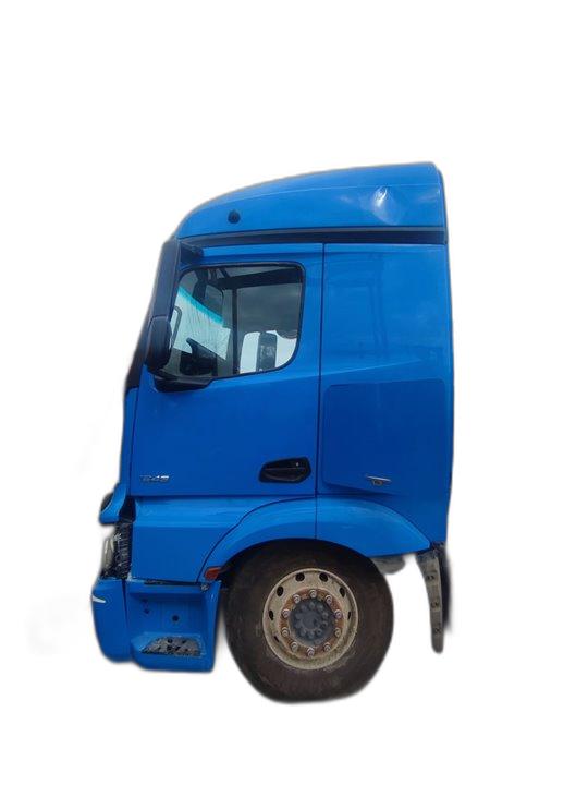 MERCEDES-BENZ ACTROS BM 963.XXX 2-ACHSER 18XX 4x2 SZM L BigSpace Motor 10,7 Ltr. - 315 kW R6 Diesel (OM 470)