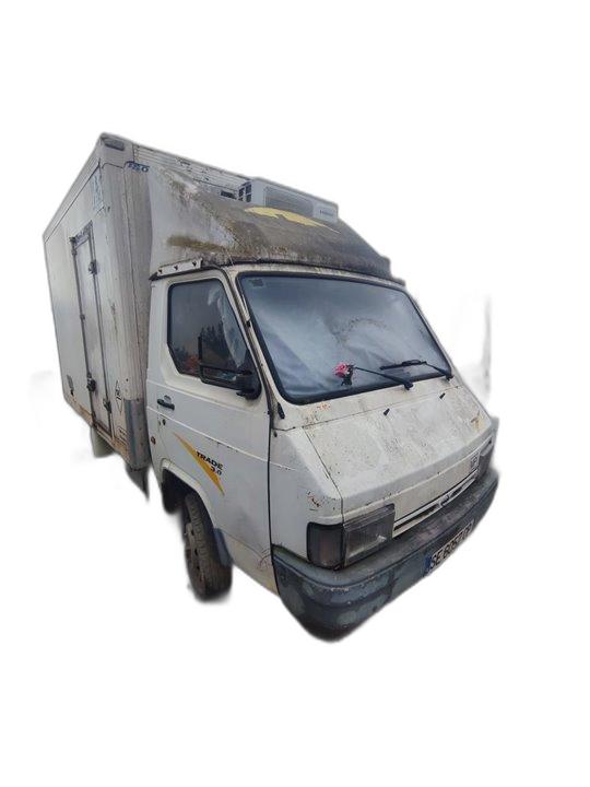 NISSAN TRADE Caja cerrada, techo elevado Motor 3,0 Ltr. - 63 kW Diesel