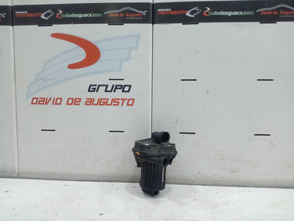 BOMBA SECUNDARIA DE AIRE VOLKSWAGEN GOLF V BERLINA (1K1) Highline